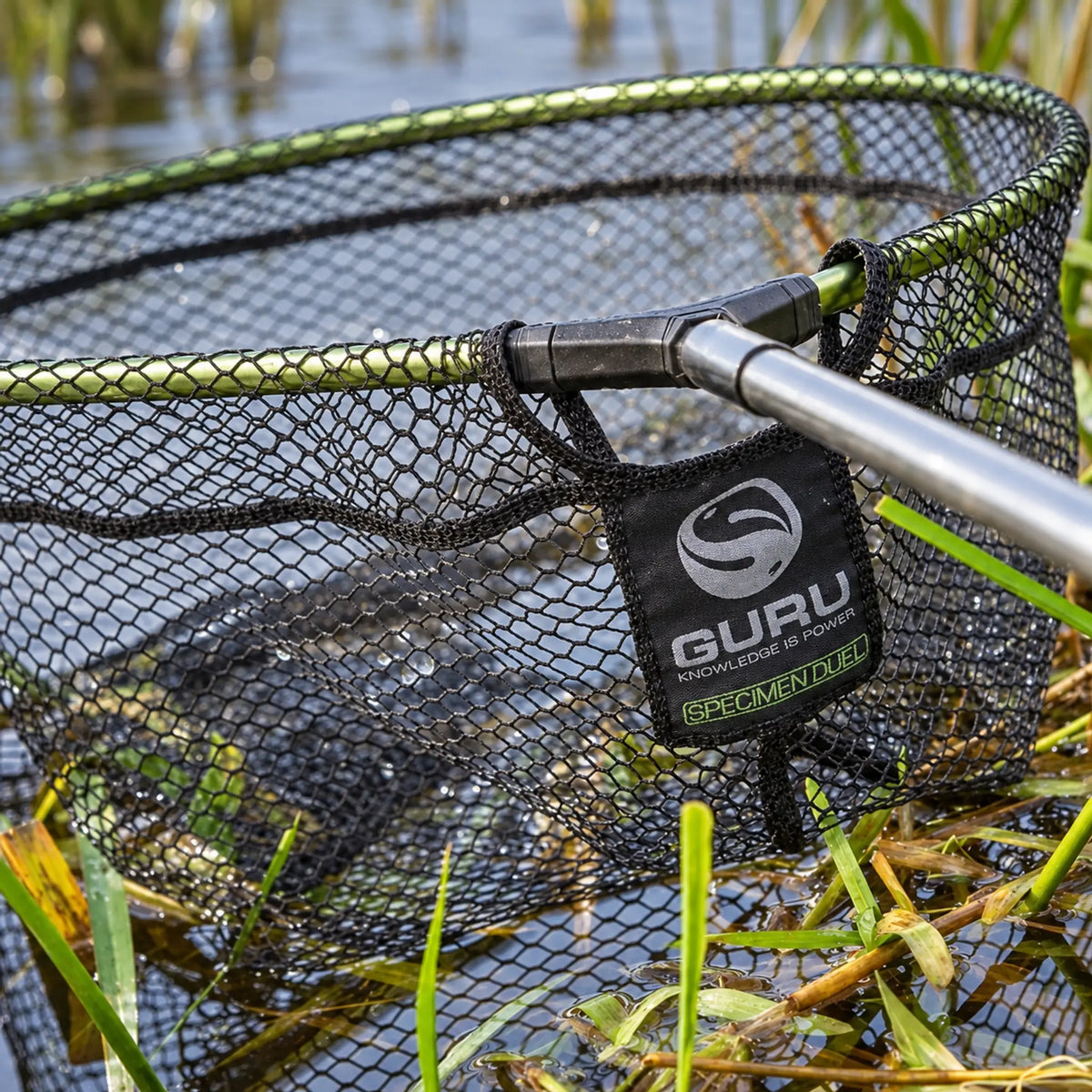 Guru Duel 600 GLND60 – schepnet aan de waterkant met gemonteerd handvat