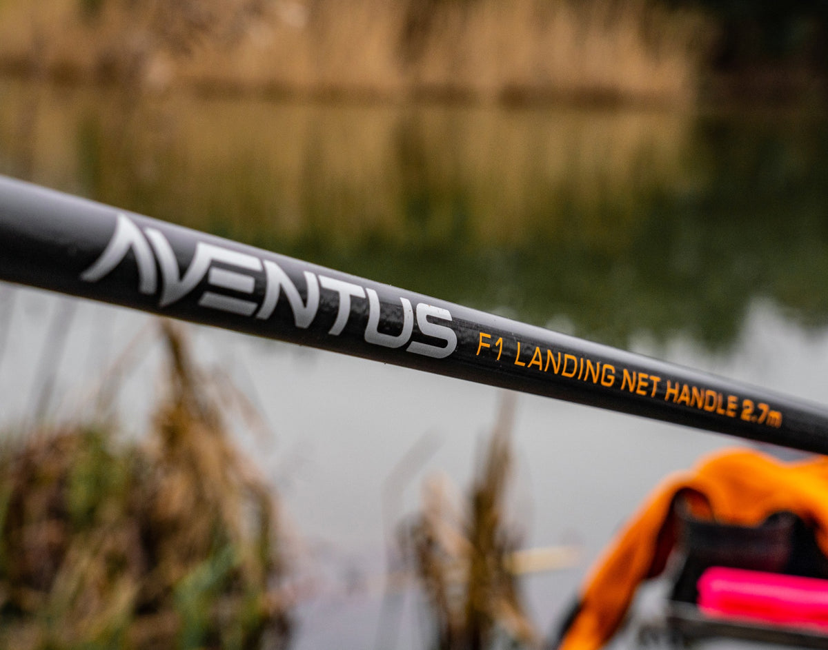 Guru GRD131 – Aventus F1 Landing Net Handle 2.7m