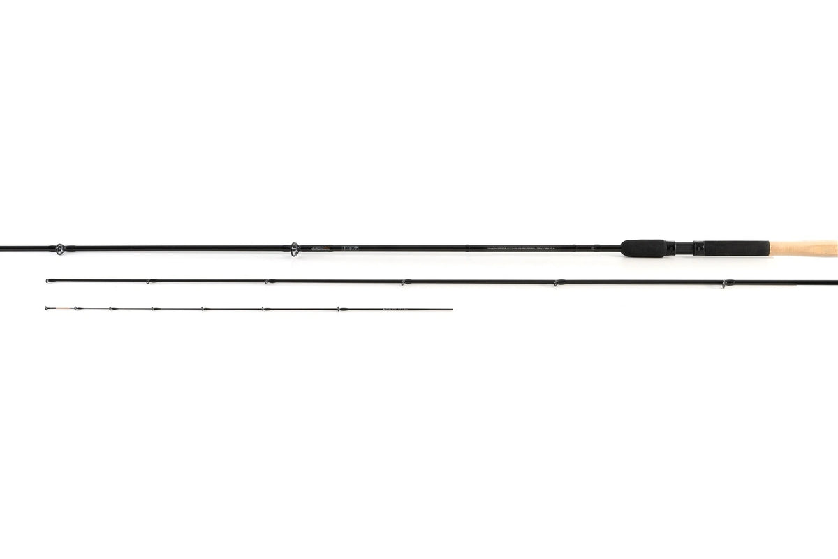 Guru N-Gauge Pro Distance Feeder – drie hengeldelen met ZERO40-opdruk en geleideoog op wit
