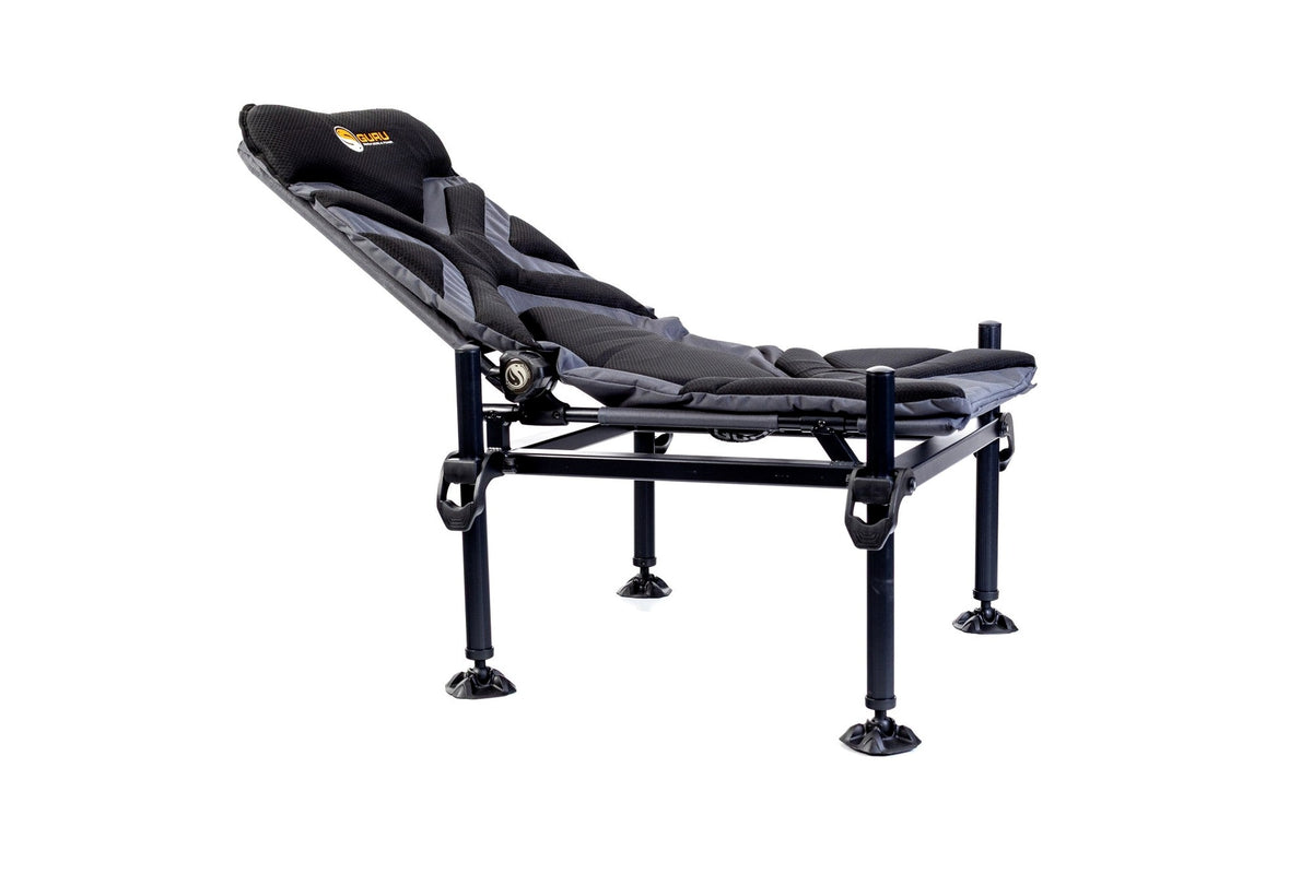 Guru X-Level Accessory Chair met schuin achterover verstelde rugleuning en vier gemonteerde poten