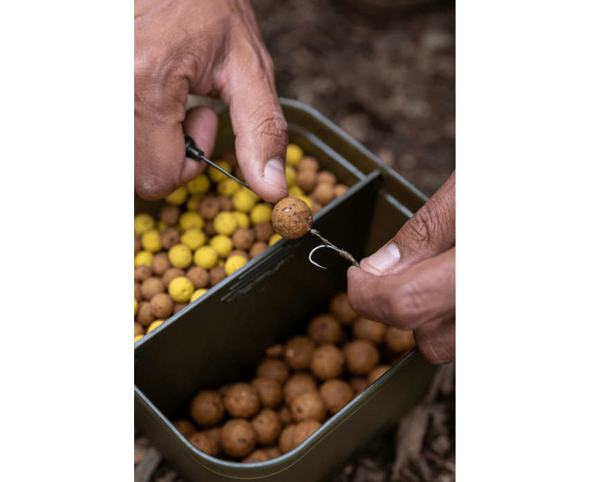 DIVIDED BAIT TUB