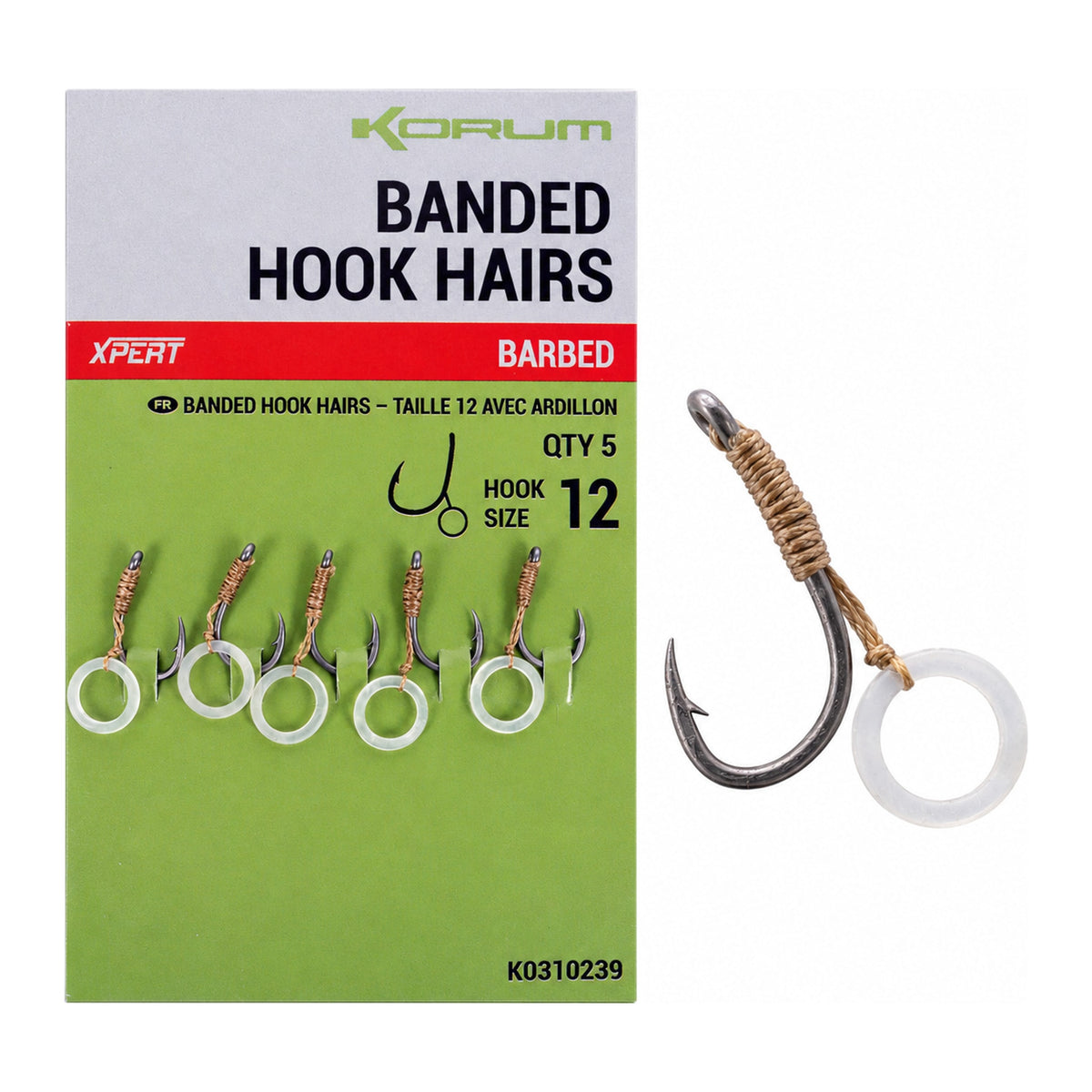 Korum Banded Hook Hairs Barbed maat 12: verpakking met vijf haken naast een vergrote haak met weerhaak en bait band