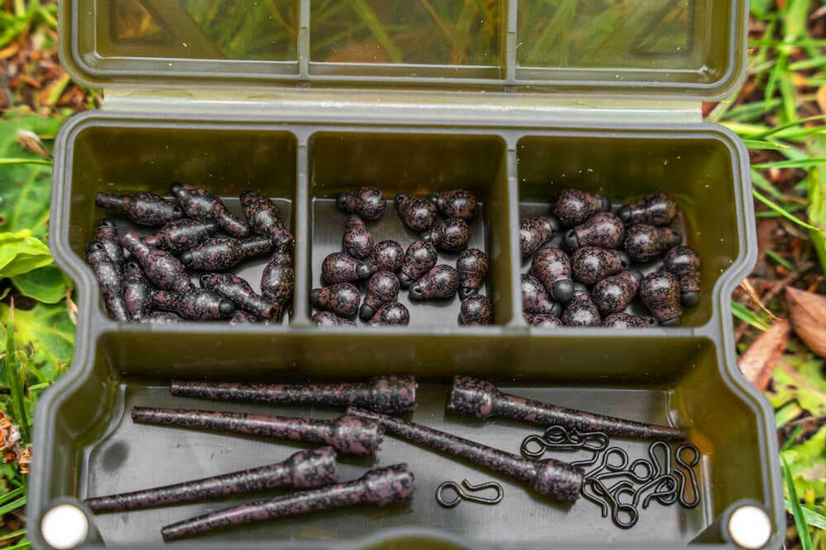 Korum Camo Quick Change Beads – overzicht van kralen en montageonderdelen in de opbergdoos