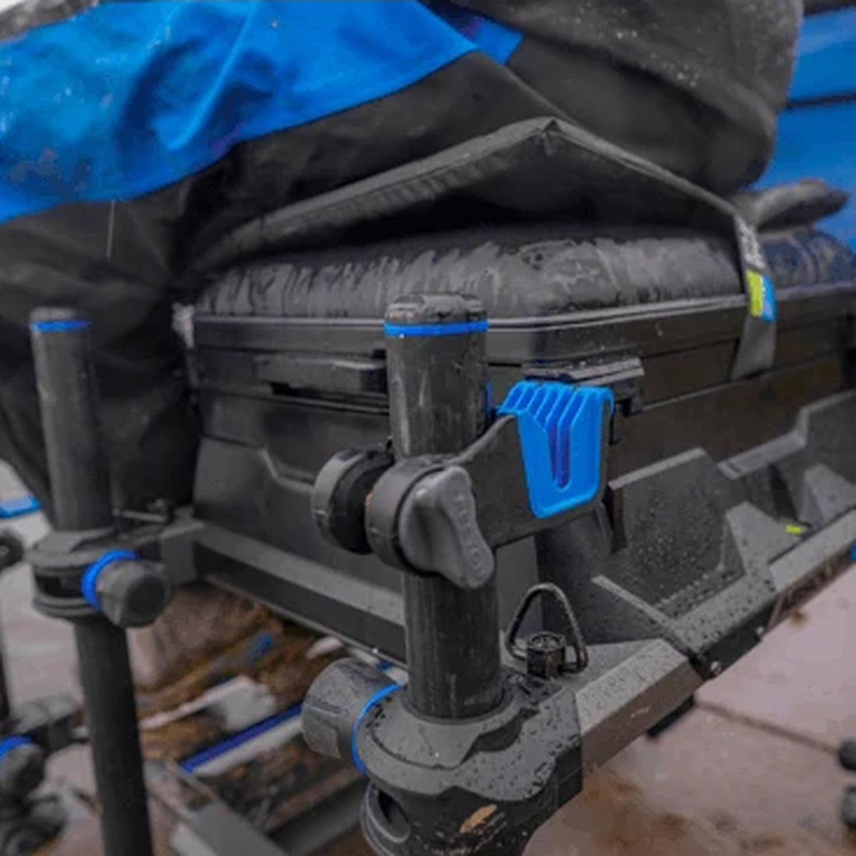 Preston Landing Net Holders – detailafbeelding van de geribbelde grip