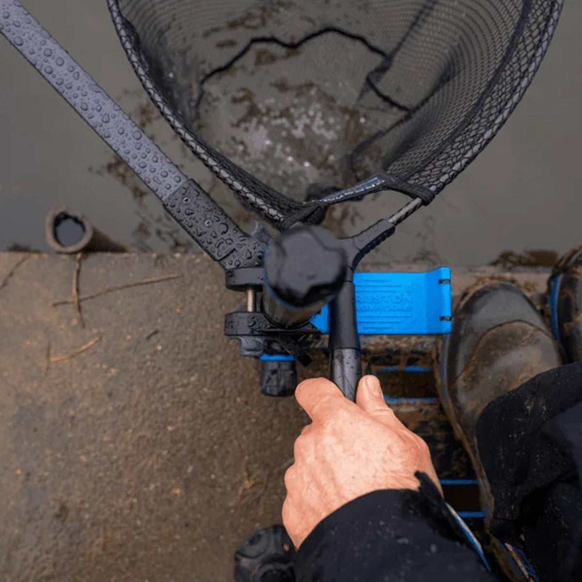 Preston Landing Net Holders – detailafbeelding van de brede steun