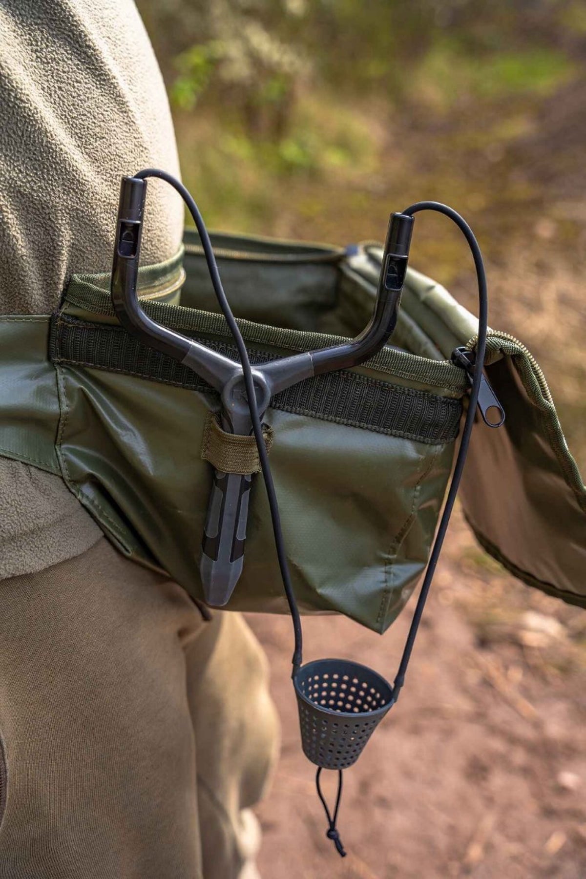 Korum Allrounder Catapult in gebruik