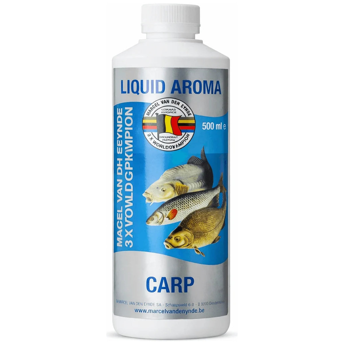 Witte fles Liquid Aroma Carp 500 ml met witte schroefdop, zilverblauw etiket en drie vissen.