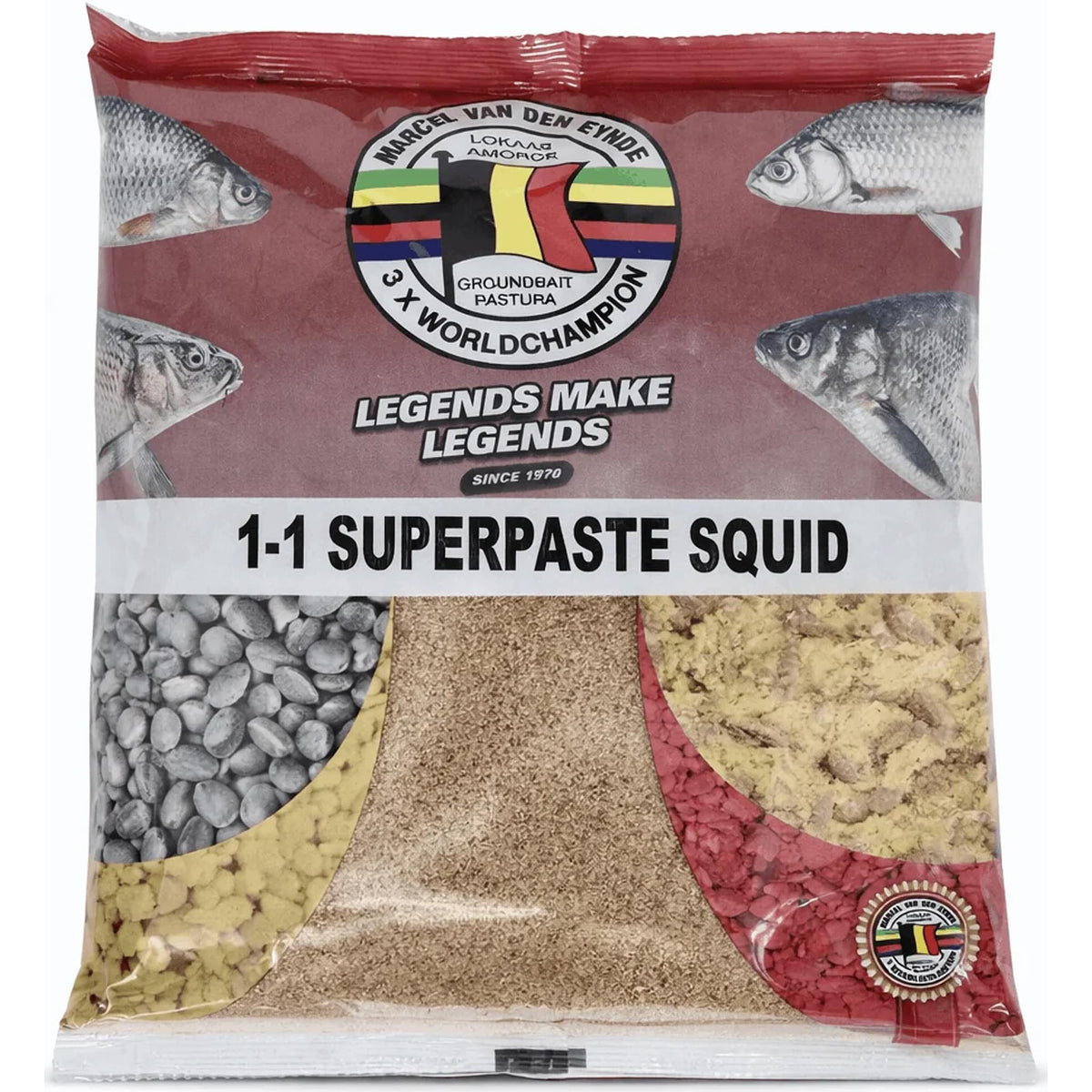 Marcel Van Den Eynde Superpaste Squid: rood-witte zak met vissen en een transparant poedervenster.
