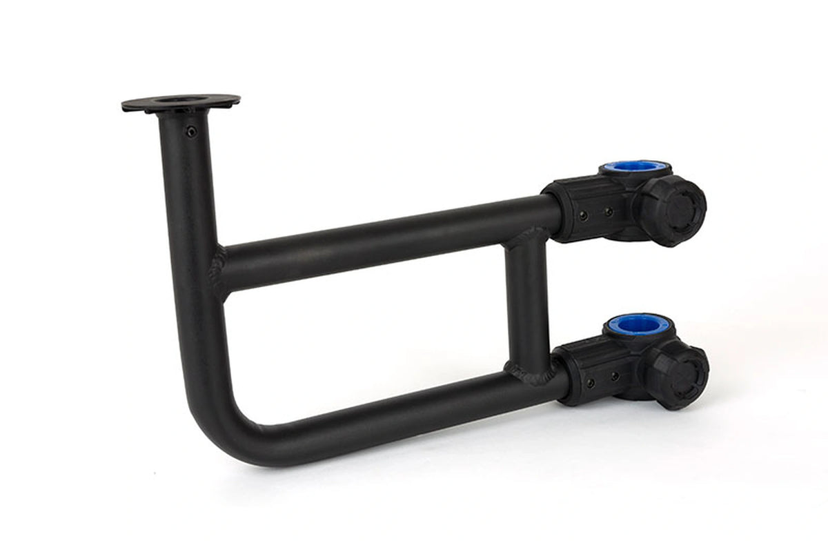 Matrix 3D-R Side Tray Support Arm – schuin aanzicht van de steunplaat, buizen en pootklemmen