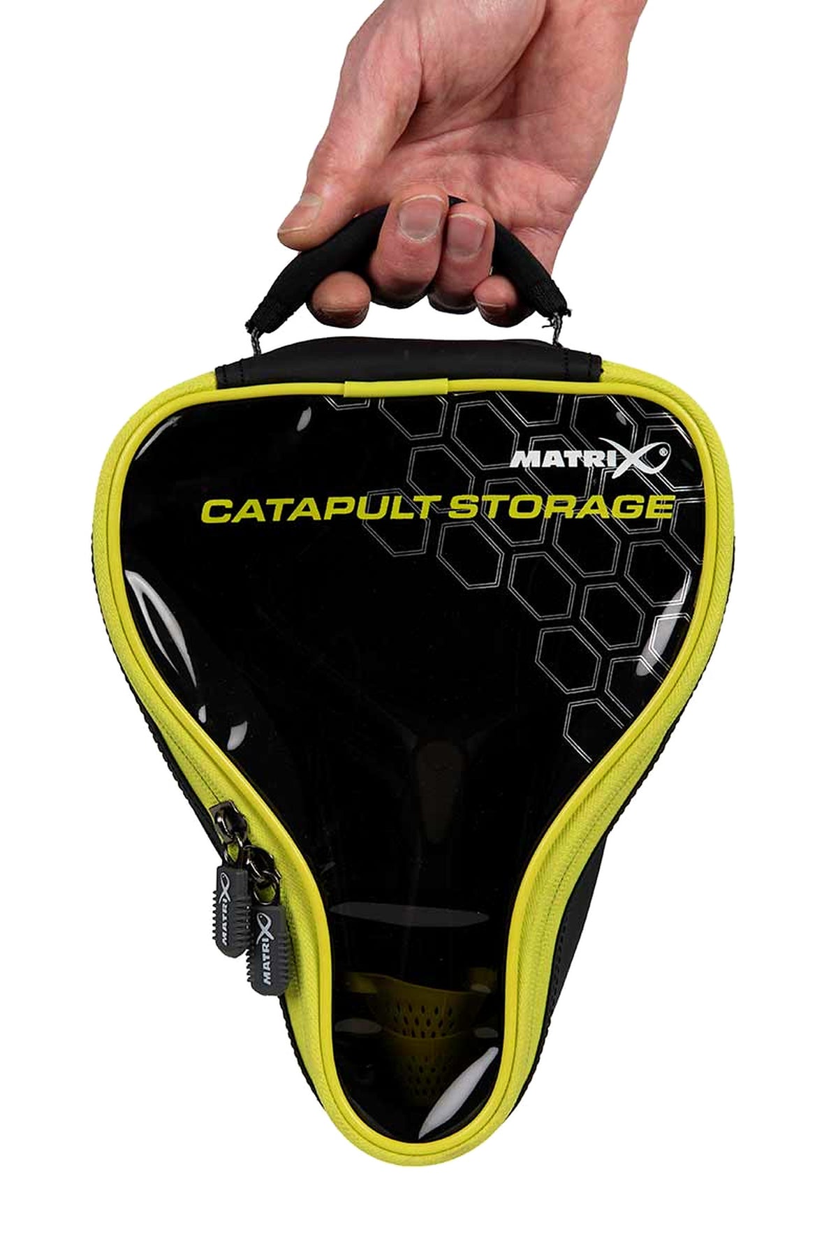Matrix Catapult Case gedragen aan het handvat, met transparant deksel en CATAPULT STORAGE-opdruk
