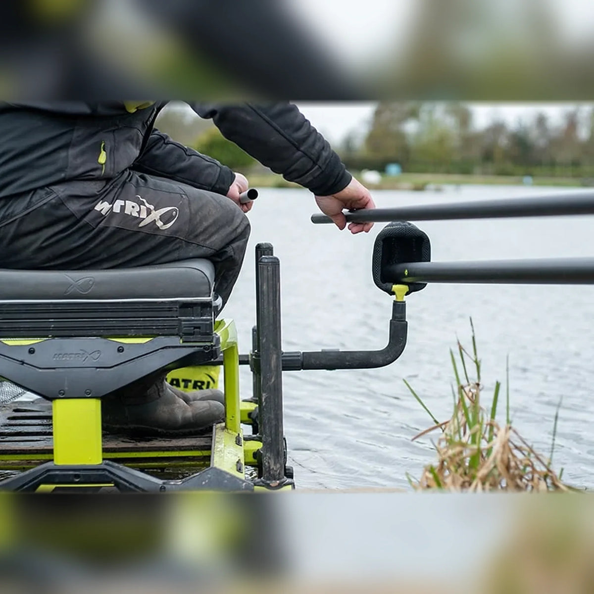 Matrix Compact Pole Sock in gebruik naast de zitkist