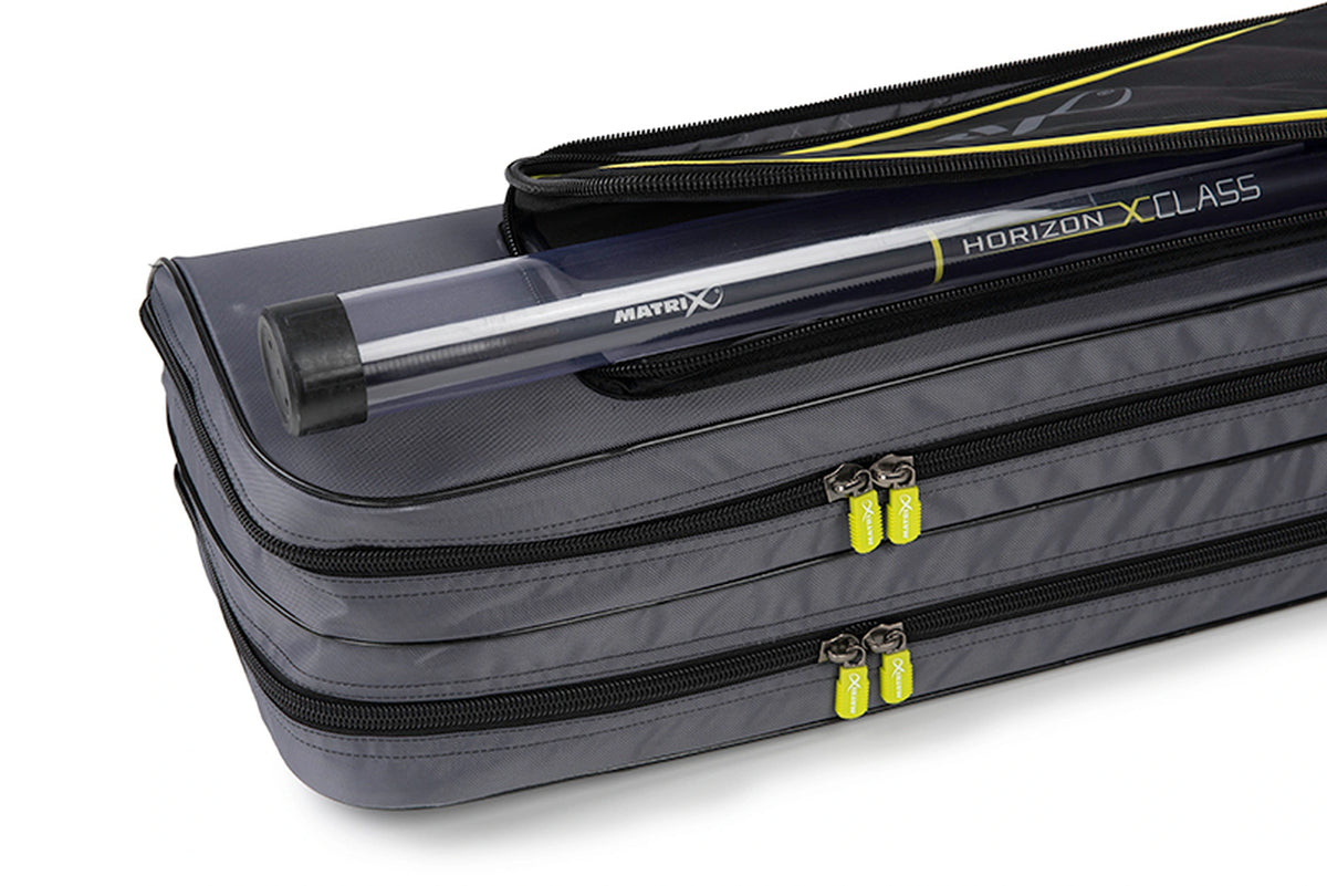 Matrix Ethos Rigid Holdall – transparante hengelkoker met Horizon X Class-bedrukking in het geopende lange buitenvak