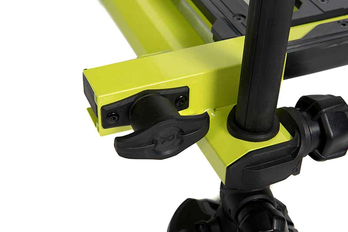 Matrix F25 Pro Swivel Seatbox Lime Edition met limekleurig frame en zwarte stelknop