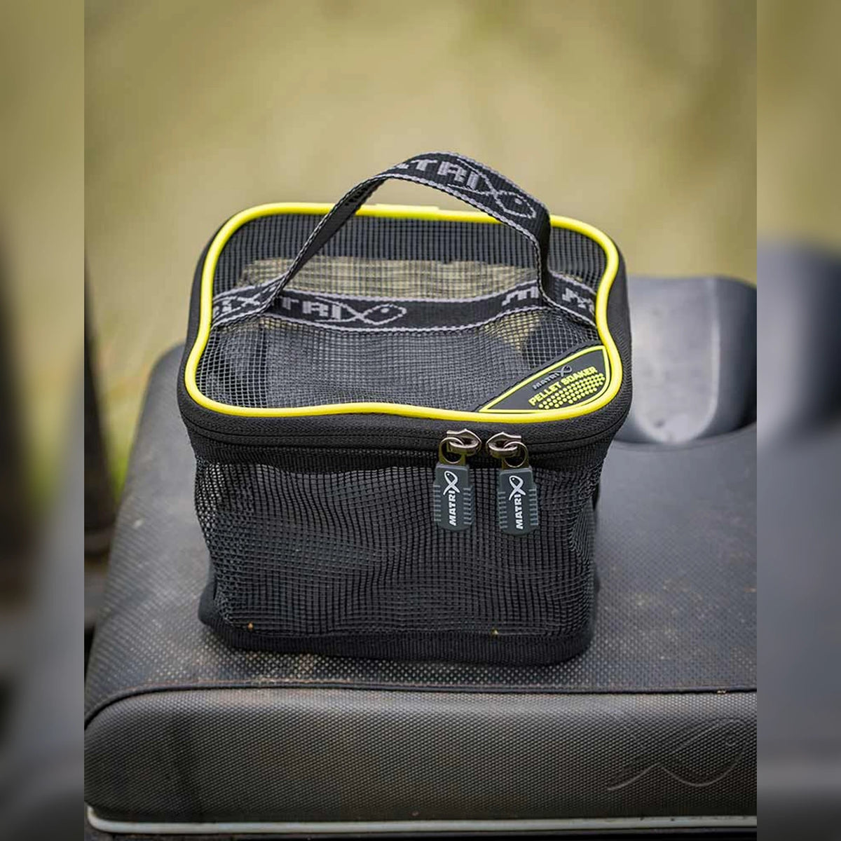 Matrix Pellet Soaker GLU178 – gesloten lege Pellet Soaker op een aastafel