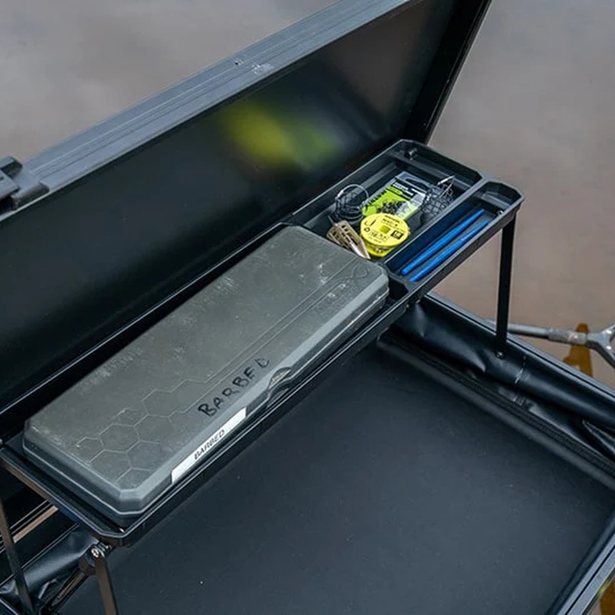 Matrix Pro Feeder Tray GBA057 – detailafbeelding 10 van de aastafel voor feederstoel