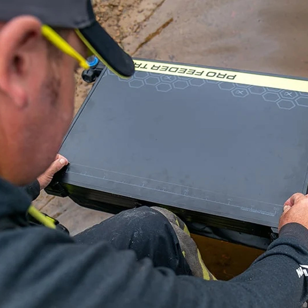 Matrix Pro Feeder Tray GBA057 – detailafbeelding 14 van de aastafel voor feederstoel