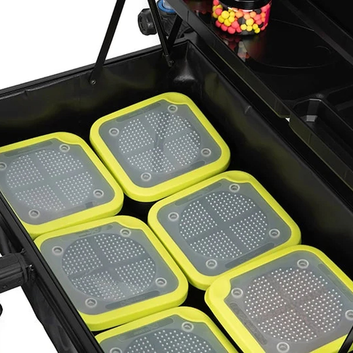 Matrix Pro Feeder Tray GBA057 – detailafbeelding 1 van de aastafel voor feederstoel