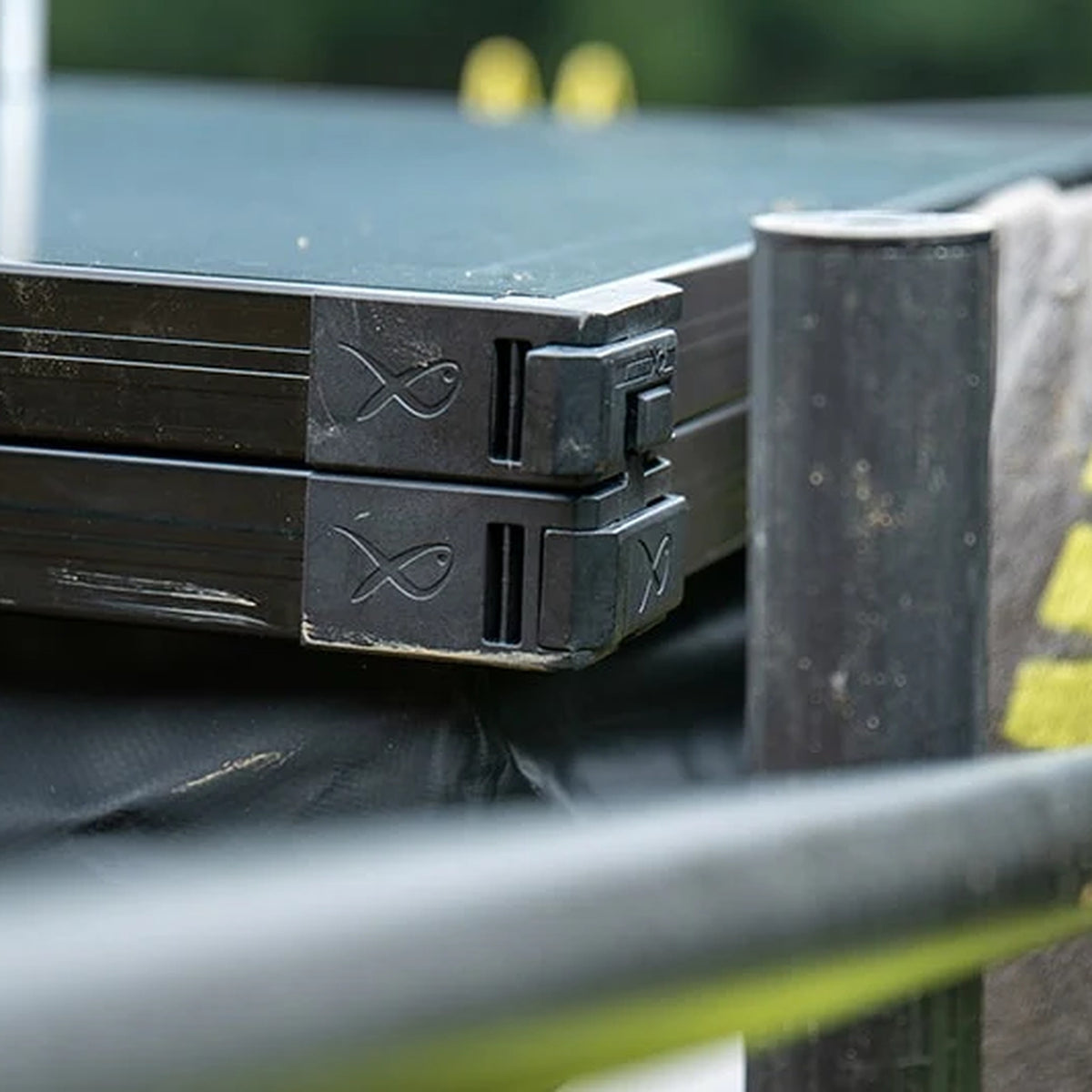 Matrix Pro Feeder Tray GBA057 – detailafbeelding 8 van de aastafel voor feederstoel