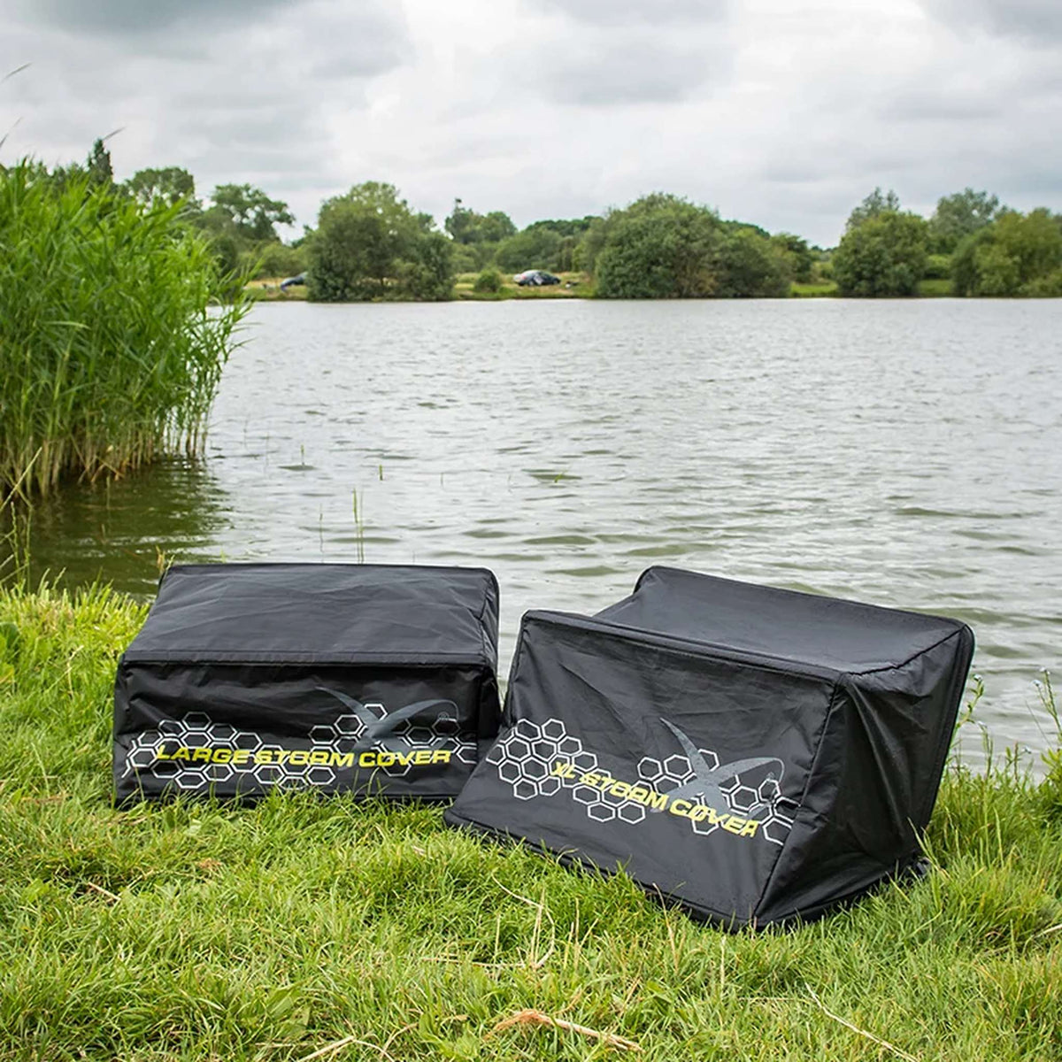 Matrix Storm Cover voor Self Supporting Side Tray Large en XL – detailafbeelding 31 van de aaskap voor aastafel