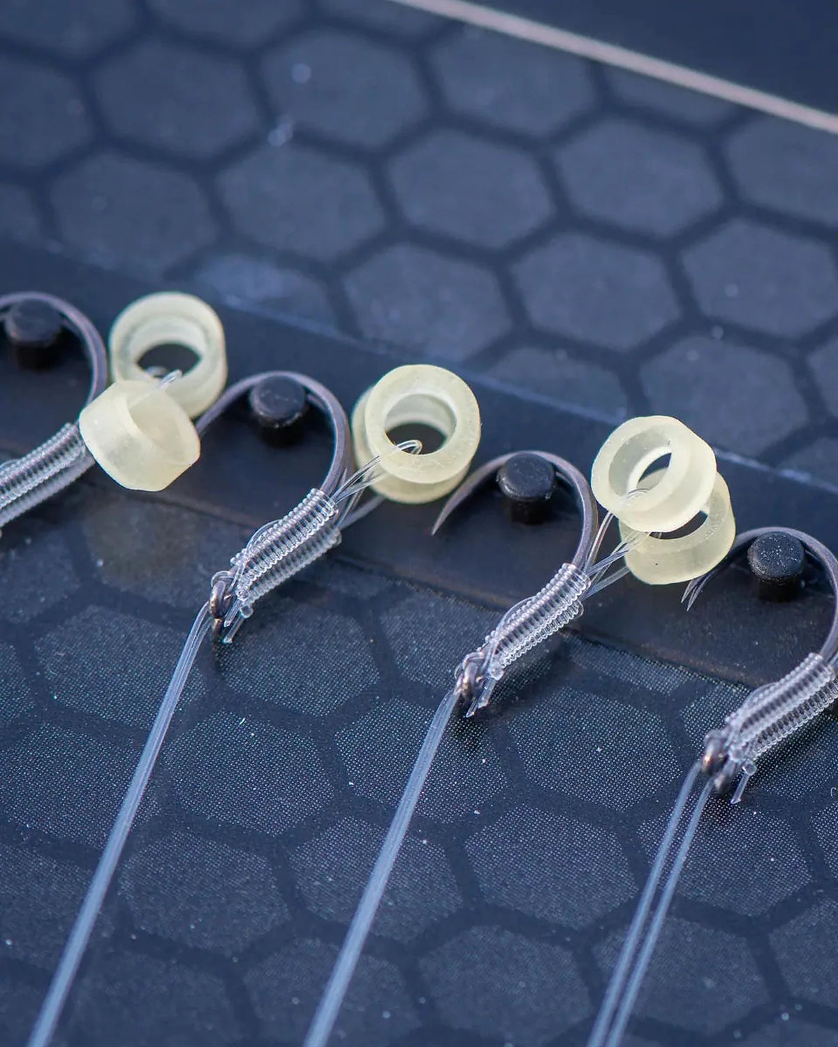 Matrix X7 Carp Method Band Rigs 4 inch met overzicht van de haken, knopen en zachte baitbands