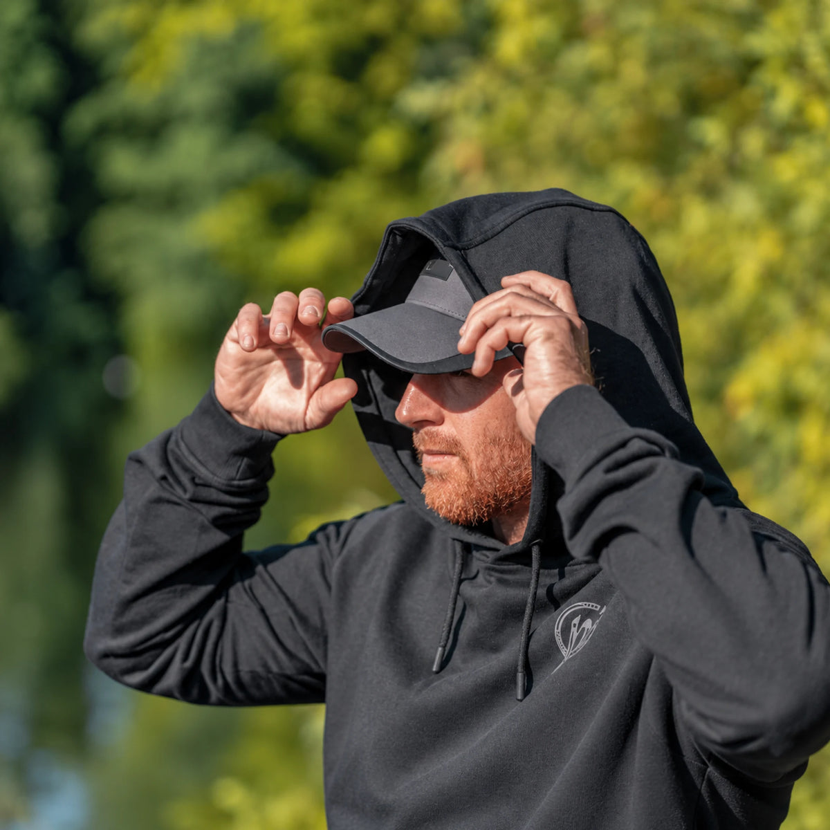 Preston Core Collection Hoodie – hoodie gedragen met capuchon