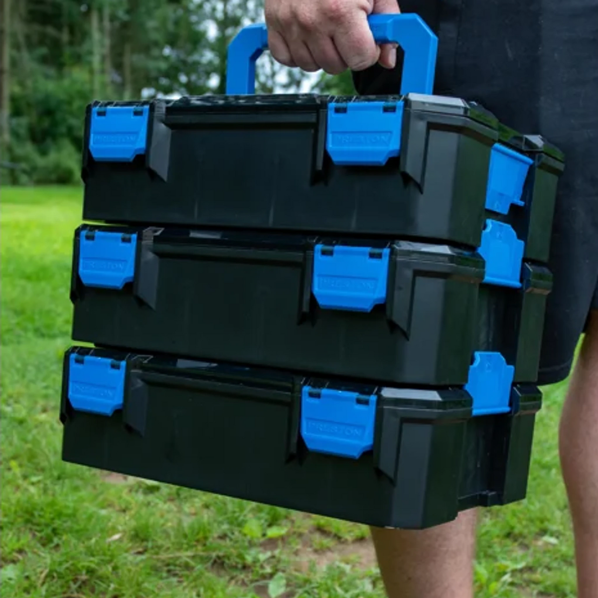 Preston Hardcase Feeder System – detailafbeelding 1 van de opbergbox voor voerkorven
