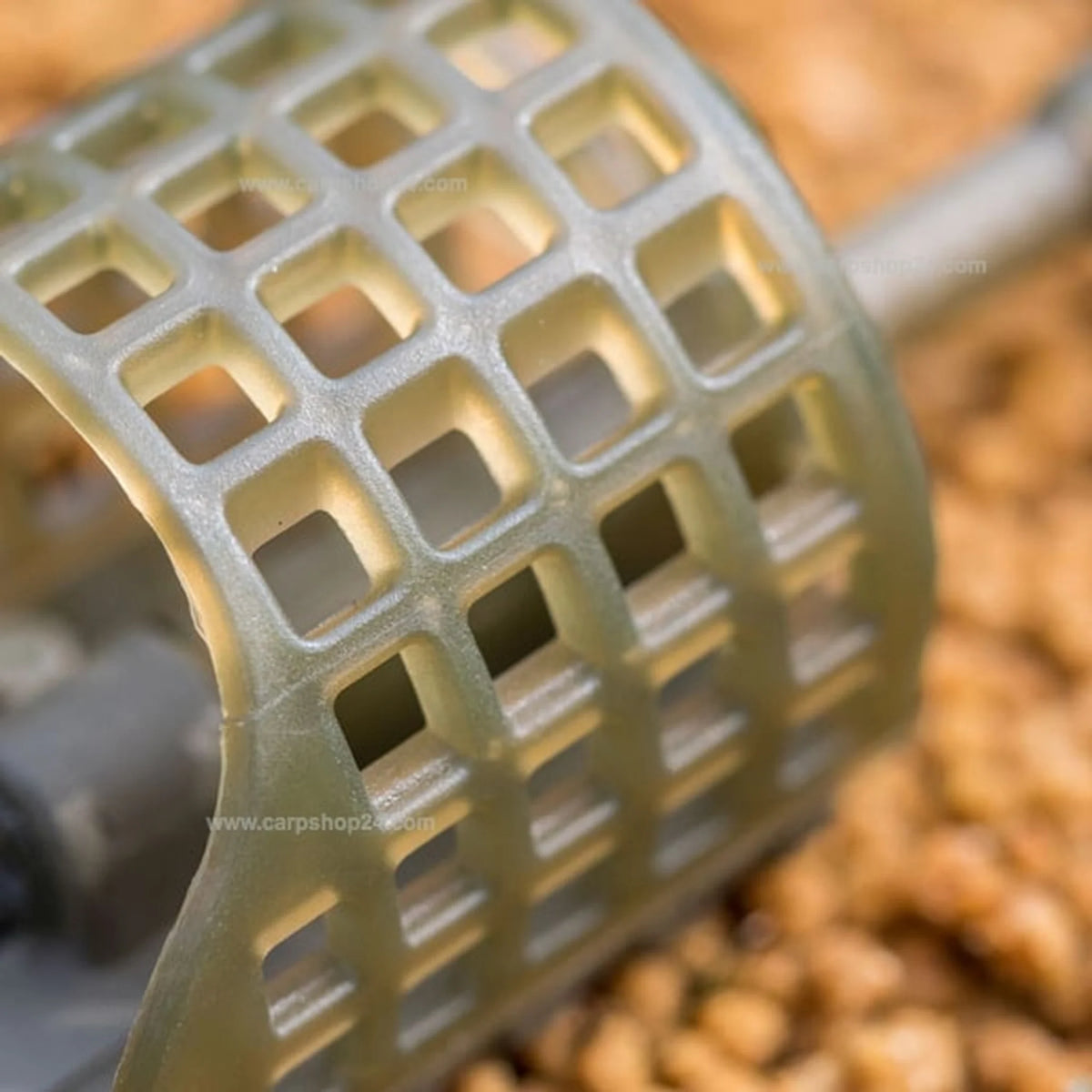 Preston ICS Inline Pellet Feeder – open korfdetail