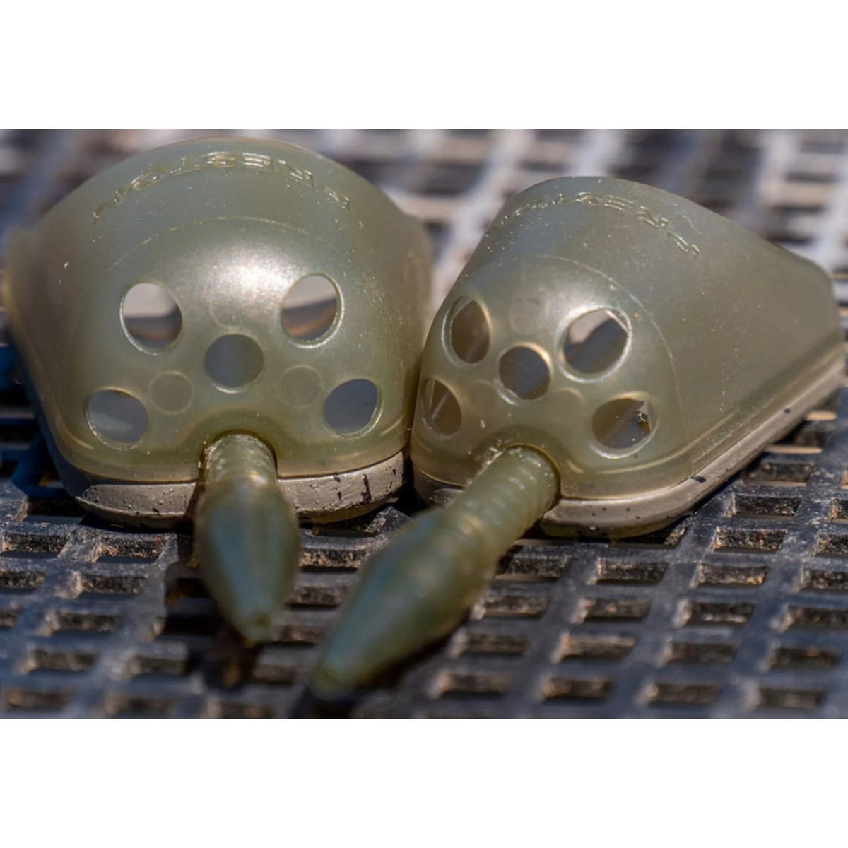 Preston ICS Inline Solid Pellet Feeders achterzijde en openingen