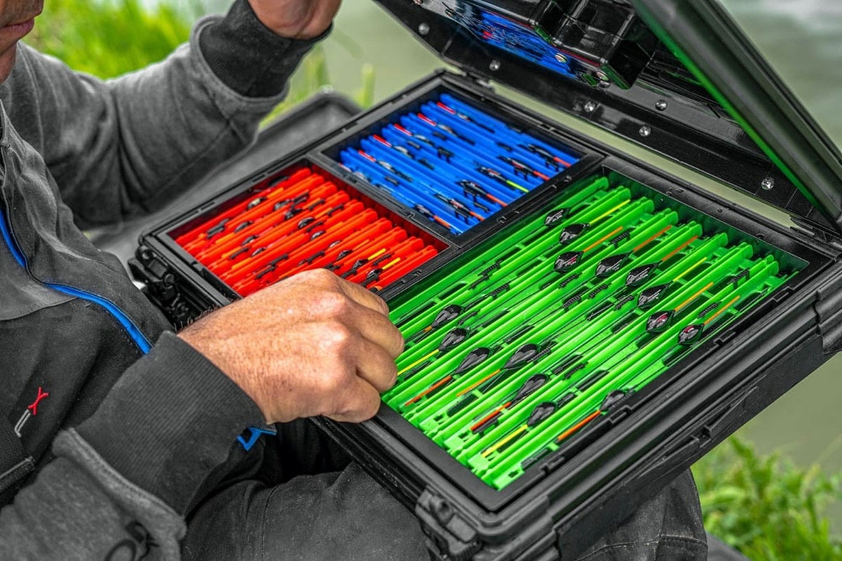 Preston InterLok Winder Tray met groene tuigenplankjes en vastehengeltuigen