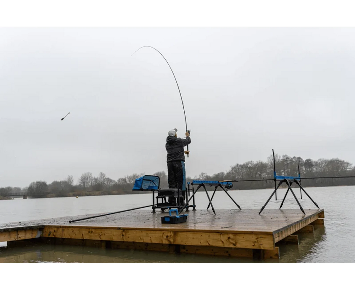 Preston Monster XTR Pro Rods – feederhengel onder belasting tijdens het vissen