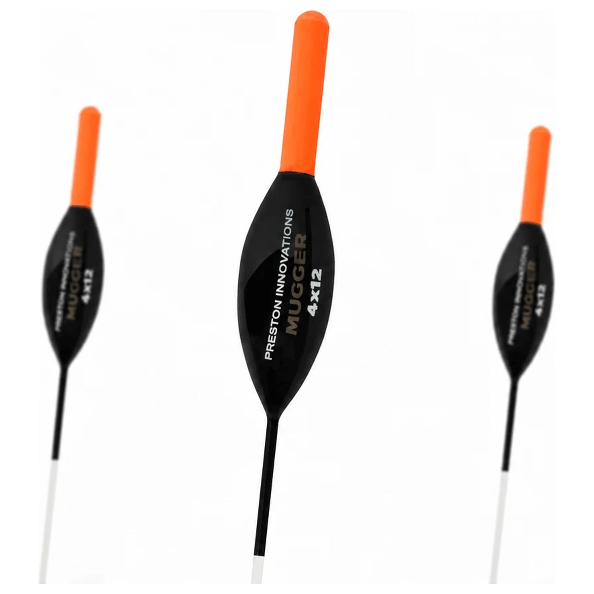 Preston Mugger dobbers – drie zwarte lichamen met oranje antennes, middelste met opdruk 4x12