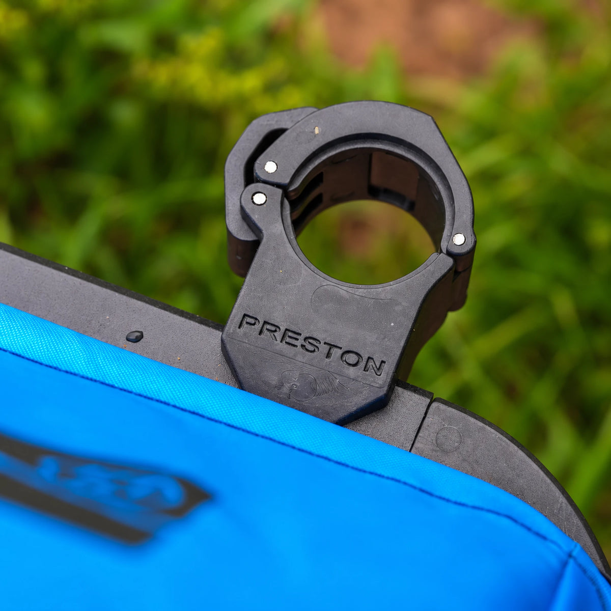 Preston Ventalite Hoodie Side Tray Large P0110112 – detail van de montageklem