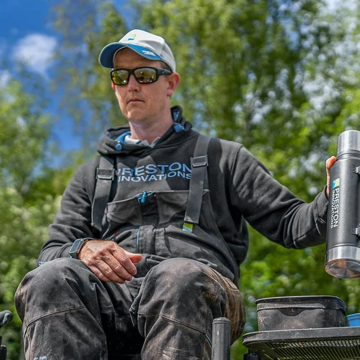 Preston 1,4 L Stainless Steel Flask P0220131 – detailafbeelding 5 van de RVS thermosfles