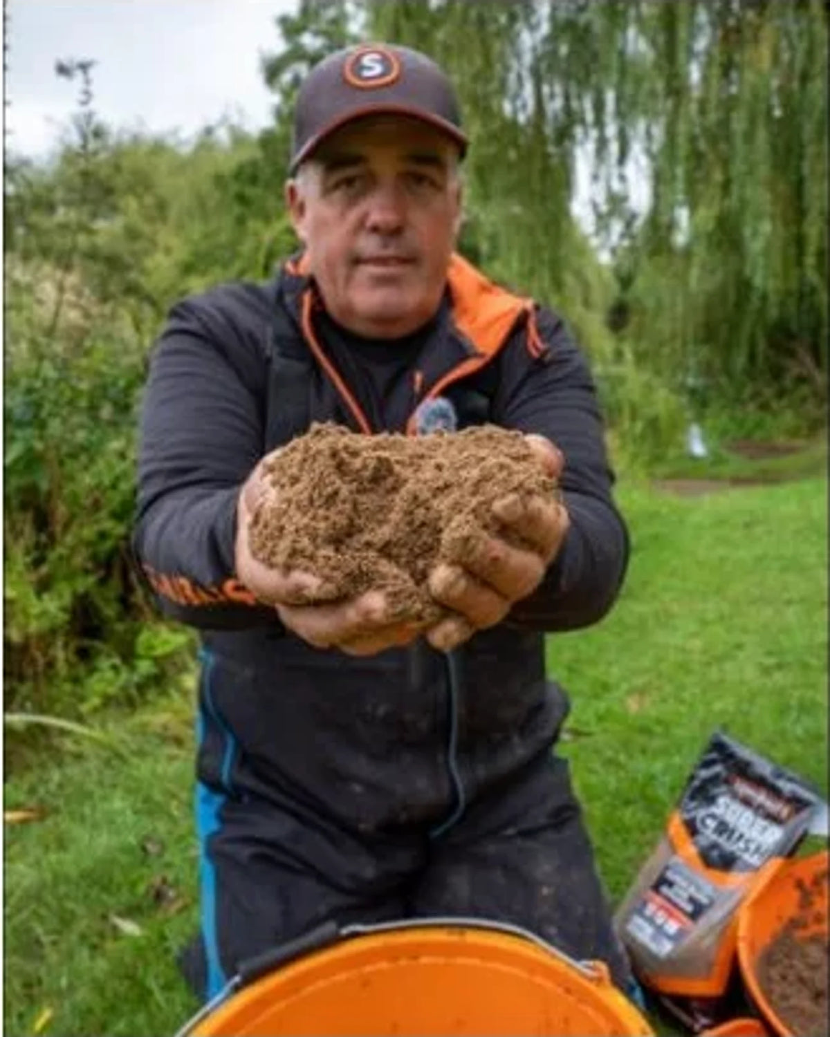 Sonubaits Supercrush Expander Dark 2kg – gebruik aan de waterkant