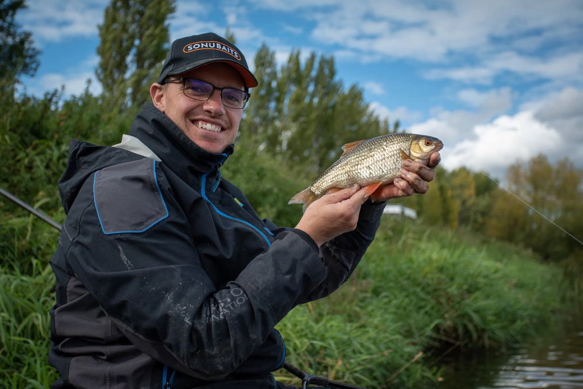 So Natural River 1kg – Riviergrondvoer – productdetail – 2048px rebuild