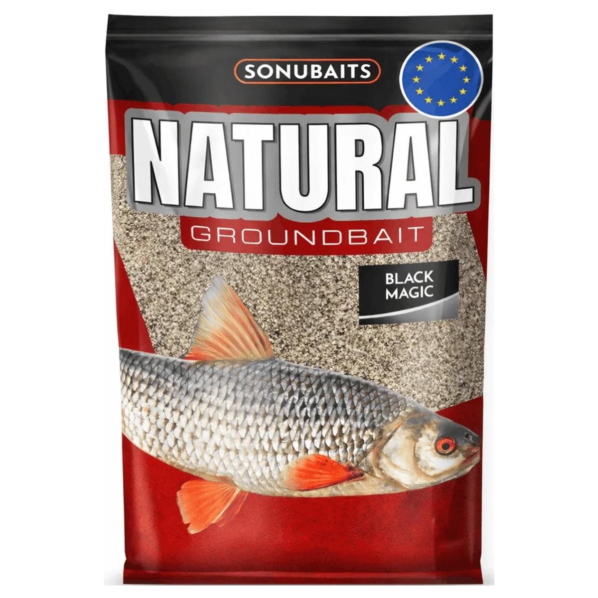 Sonubaits Natural Black Magic grondvoerverpakking met zilveren vis en rode vinnen