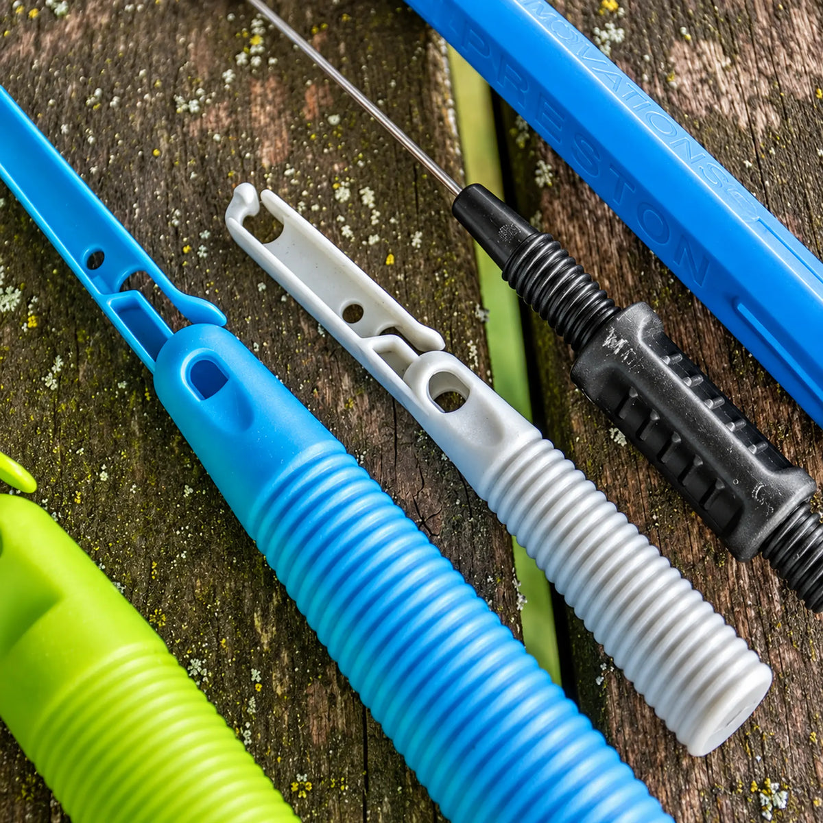 Preston Stora Bung & Extractor Kit – detailafbeelding 12 van de elastiekkegels met bungsleutel